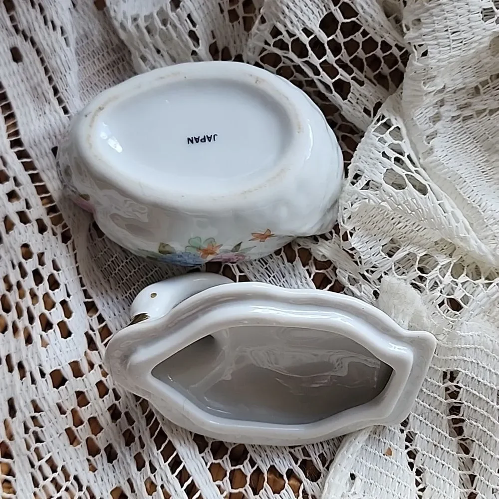 Vintage Swan Lidded Trinket Box Vtg Japan Romantic Coquette